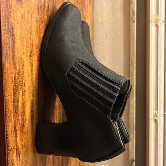 Life Stride Simply Comfort Half Boot - Picture 1 of 6